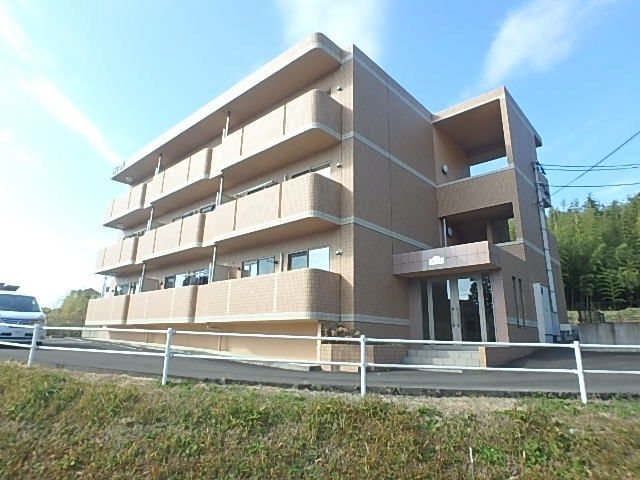 BM156(ビーエムイチゴーロク)の外観画像