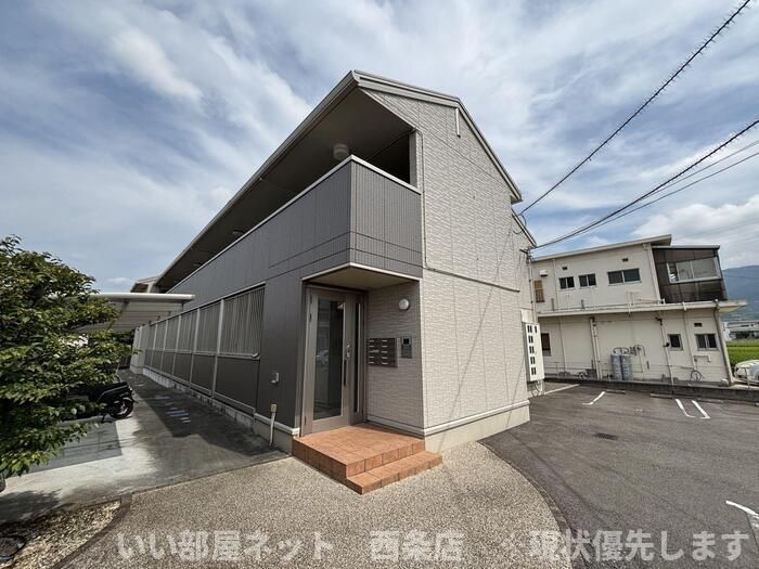 ラルーチェの外観画像