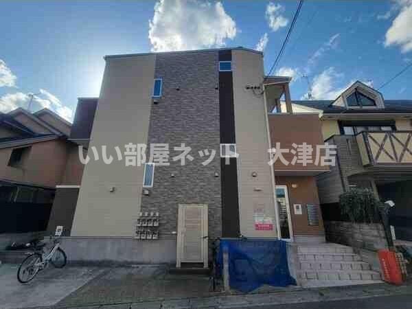 ブライトヒルズ 椥辻の外観画像
