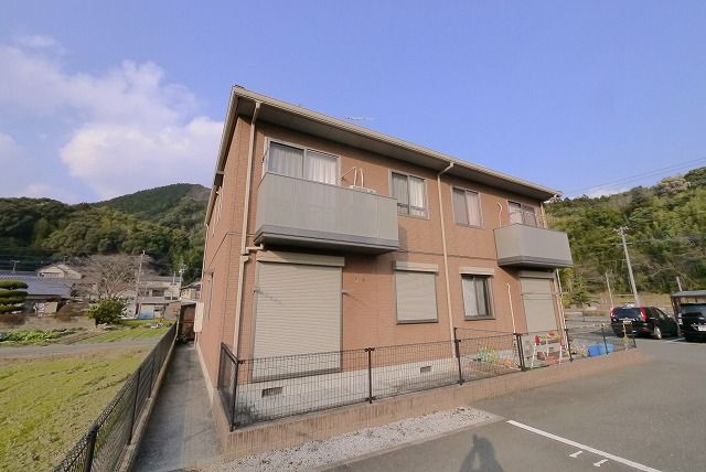 メゾン・グレース A棟の外観画像