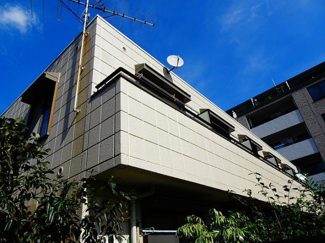 レジデンス初台の外観画像