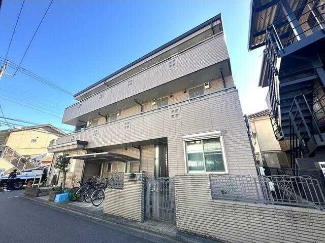 トリビューンの外観画像