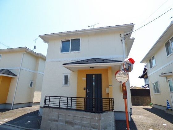ソレイユ新見戸建の外観画像