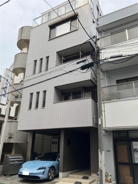 スカイキューブの外観画像