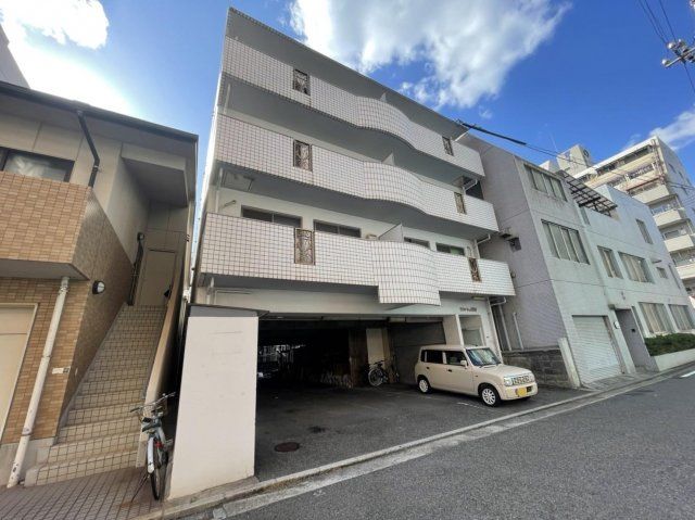 ラフォーレJUNの外観画像