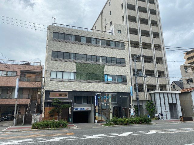 中道ビルの外観画像