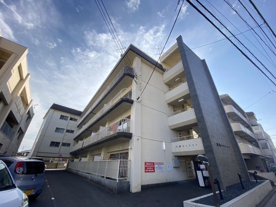 江島マンションの外観画像