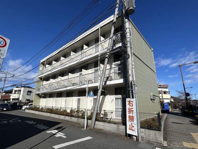 レオパレス高幡の外観画像