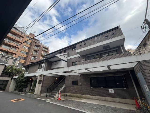 クインテット原宿の外観画像