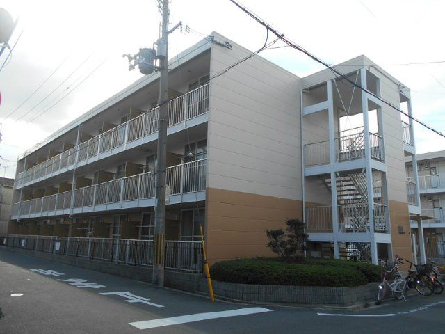 レオパレスルミナス イーストの外観画像