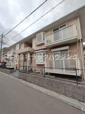 メゾンシャリオD棟の外観画像