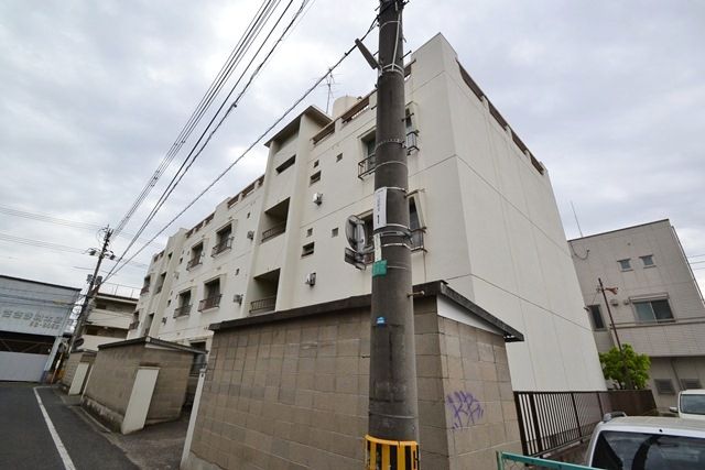 津倉マンション B棟の外観画像