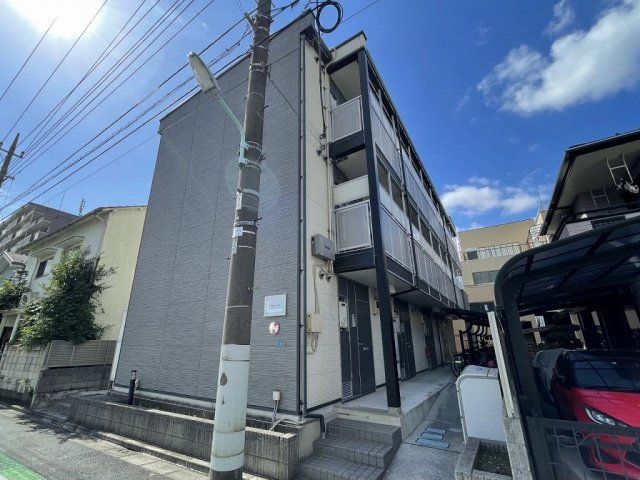 レオパレスグローリエの外観画像