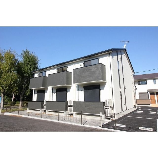 GlandField天久保Bの外観画像