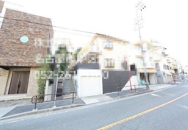 御棚町貸家の外観画像