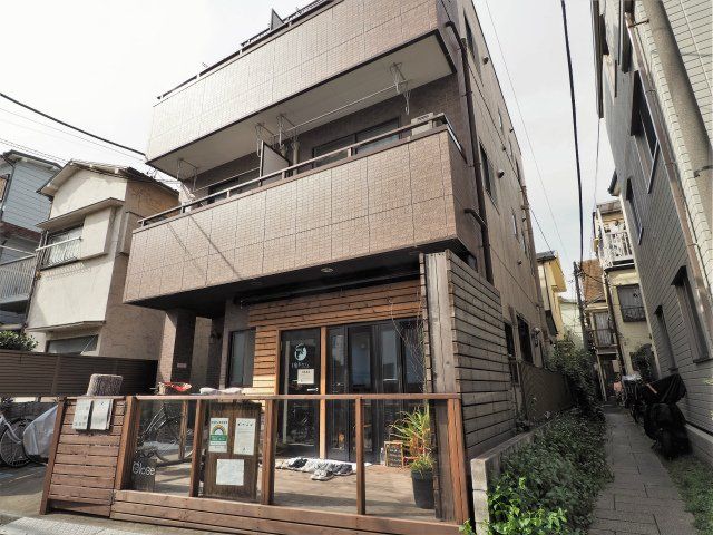 バト・ラボワールの外観画像