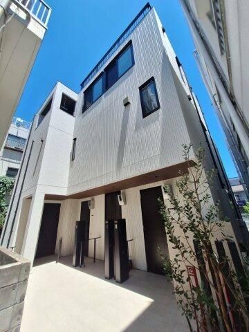LYON ESTATESの外観画像