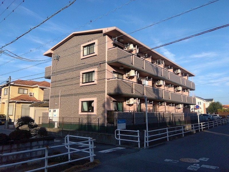 シャルミーの外観画像