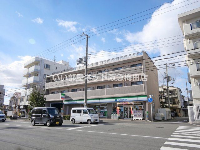 LAPUTA21の外観画像