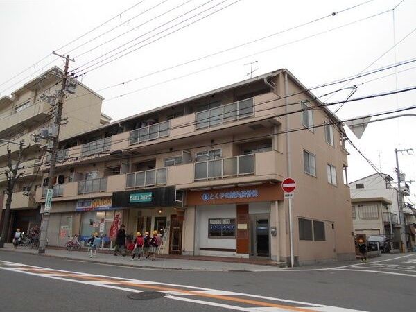 春本ビルの外観画像