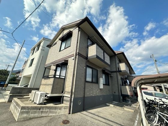 西原8丁目アパートの外観画像