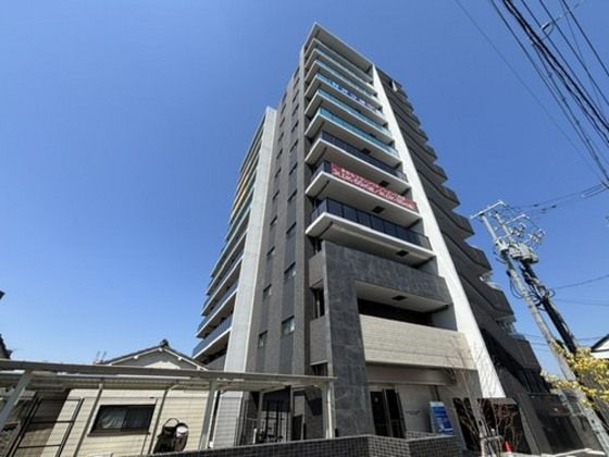 プレサンスロジェ岡山番町の外観画像