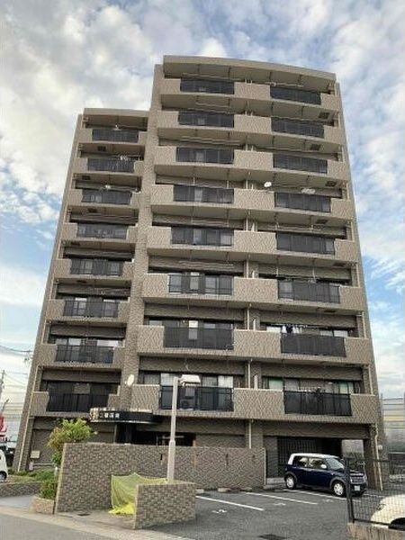 ファミーユ植田東の外観画像