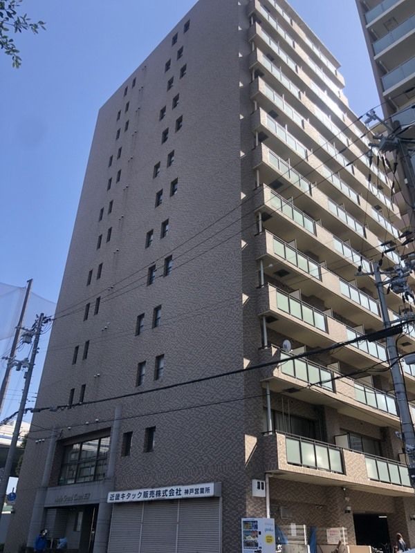アミーグランコート三宮の外観画像