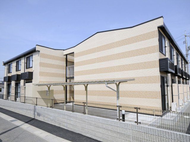 レオパレスピオーネの外観画像