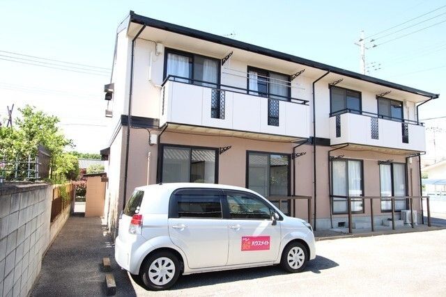 ファミール関口の外観画像