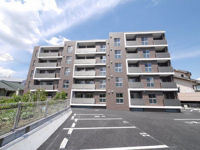 ネクストーリア飯塚西町の外観画像