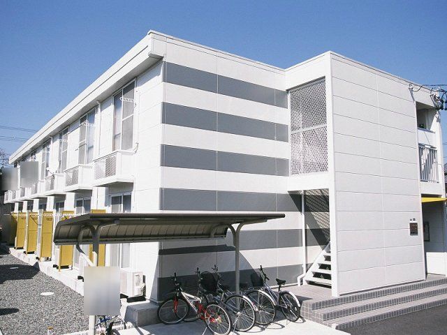 レオパレスマノワールの外観画像