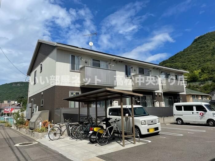シャインポート屋島Ⅳ A棟の外観画像