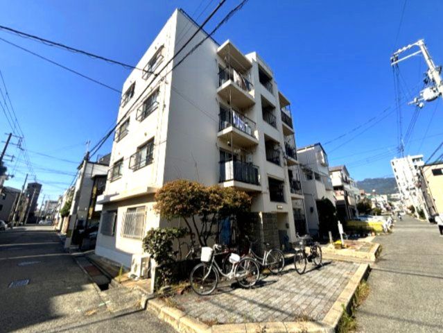 ハイツ16の外観画像