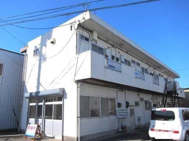 コーポ飯山の外観画像