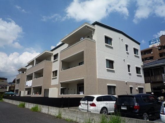 メイプルヒルズの外観画像