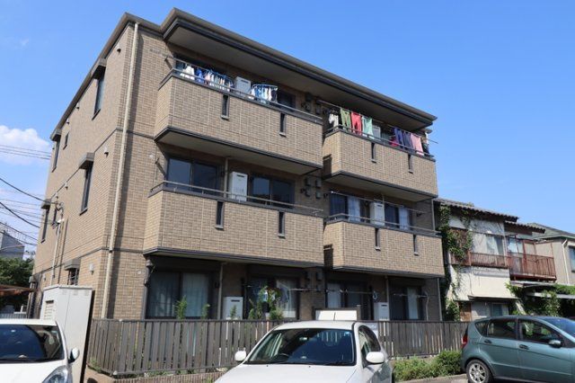 ベルジュノー是政の外観画像