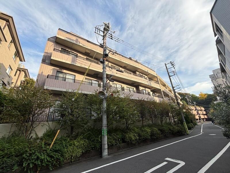 レジデンス代々木公園の外観画像