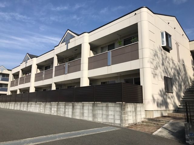 シャトー・ドゥ・レーヴRの外観画像