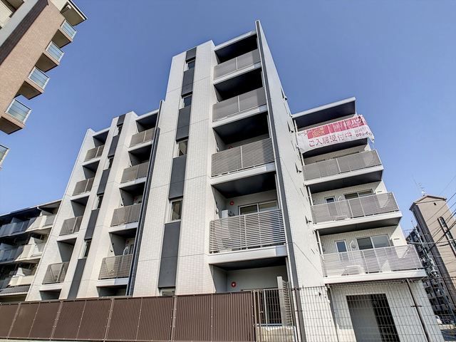 We Hakozakiの外観画像