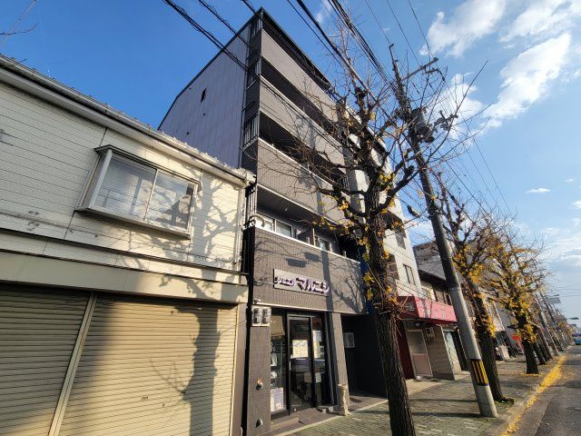 marubuの外観画像