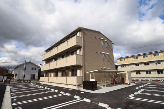 グランド ソレイユ B棟の外観画像