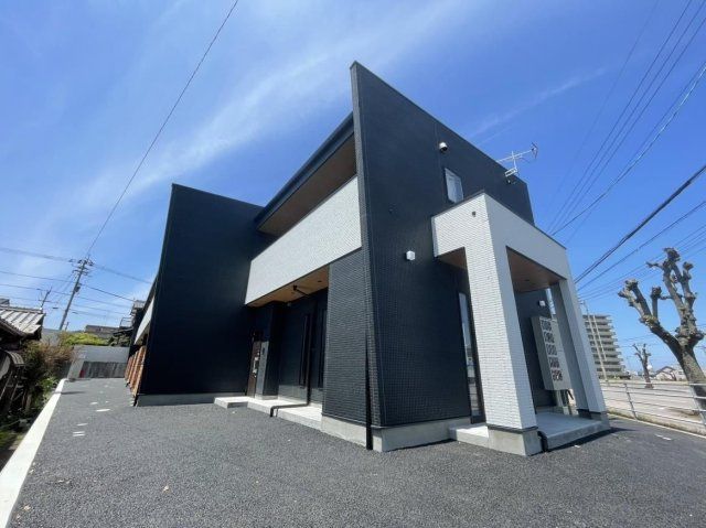 ベルグレイヴィア新居浜駅前IIの外観画像