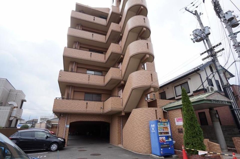 フェニックス松末の外観画像