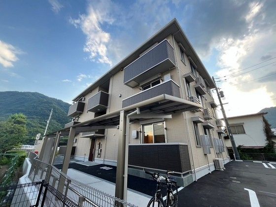 フェリーチェ亀山 A棟の外観画像