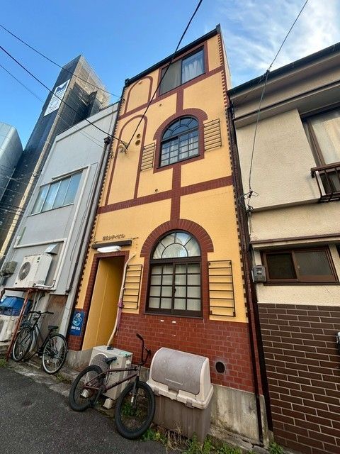 第8シティビルの外観画像