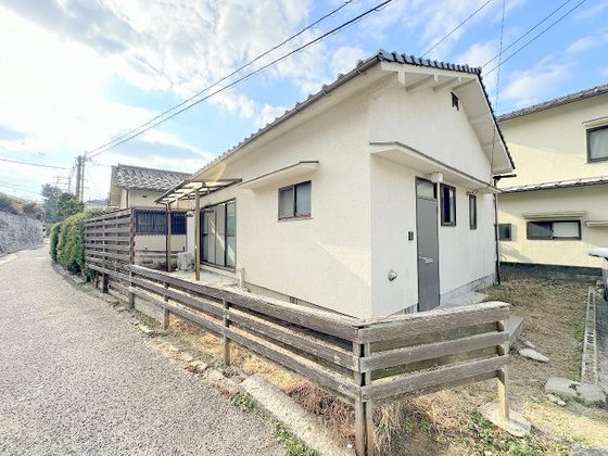 戸坂山根2丁目平屋の外観画像