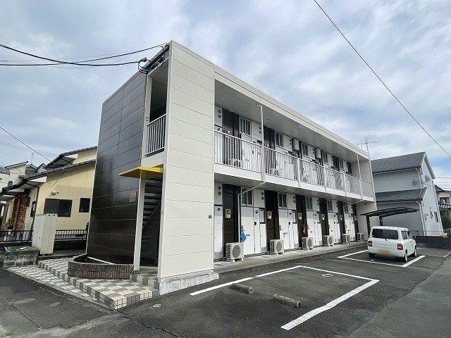 レオパレス新地の外観画像