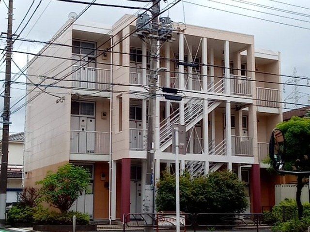 レオパレス438の外観画像