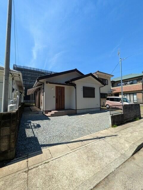 小松貸家2号棟の外観画像
